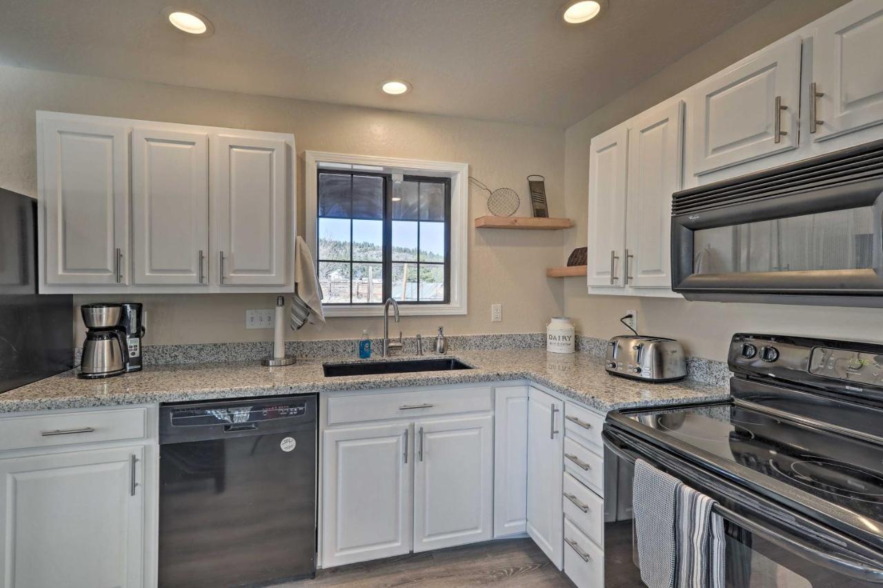 Family Home In Flagstaff With Surrounding Mtn Views! Eksteriør billede